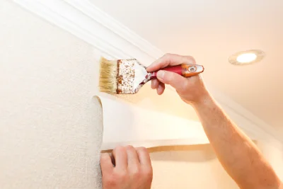 Pose de papier peint au Bas Ségala — revêtements muraux et toiles de verre